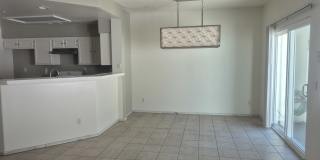 594 West Vermont Avenue Gallery 10