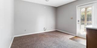 Eagle Creek Townhomes Gallery 18