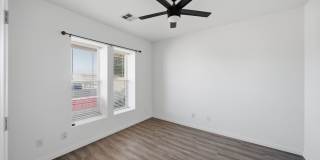 Pet Friendly 4 Bedroom Home! Gallery 8