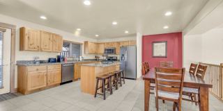 Furnished Bear Hollow Townhome Gallery 11