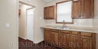 2 Bed Home with 2-Car Garage & Balcony – $1,395/mo Gallery 11