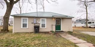 1 Bedroom Single Family Home in Elkhart! Gallery 1
