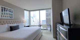 245 E Ohio St Gallery 6