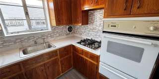 392 Washington Avenue Gallery 8