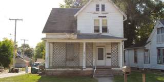 Close to Campus: Dishwasher and Washer/Dryer Included Gallery 1
