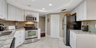6372 LA COSTA Drive Gallery 1