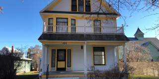 Charming 3 bed 1 bath + sitting room Gallery 1