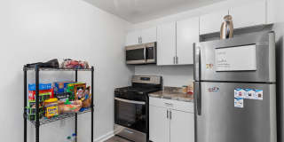 164 South 18th Street Gallery 5