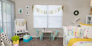 Nine Two Six West Gallery 12