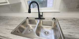 3 Bedrooms 1.5 Baths - North Columbus - Large Corner Lot Gallery 8