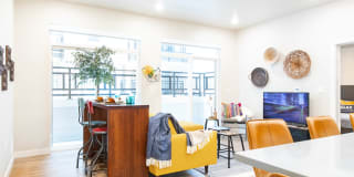 Pierpont By Urbana Gallery 23