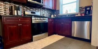 Stunning 3-Bed Twin Home in Lansdowne! Available May 1st! Gallery 12