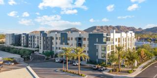 View 32 Apartments Gallery 86