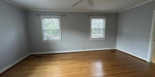 115 Adams Avenue Gallery 74