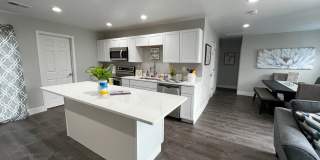 Fully Furnished rental with excellent central location in North cincinnati Suburbs Gallery 12