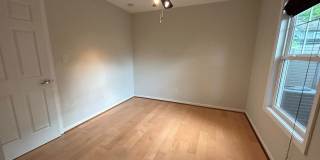 East Asheville - Contemporary Bungalow Gallery 30