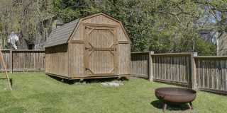 Available early July! Adorable 3 bedroom home in Downtown with fenced yard! Gallery 8