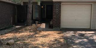 Centrally Located Townhome across the field from Centaurus! Gallery 1