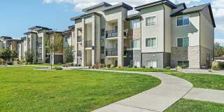 Carrington Square Gallery 86