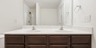 3 Bed 2.5 Bath With Fenced in Yard! Gallery 11