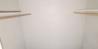 176 South Kentucky Avenue Gallery 13