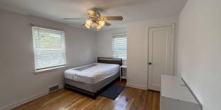 17 Clarence Avenue Gallery 21