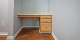 Available for Immediate Move in!  Gorgeous 2 Bedroom Condo with Garage on the 1st Floor! Gallery 15