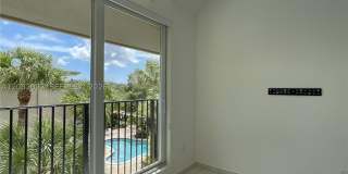 6904 N Kendall Dr Gallery 4