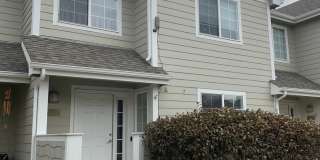 Beautiful 2 Bedroom, 2.5 Bath Townhome for Rent in Loveland! Gallery 1