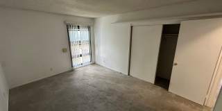 Top-Floor Corner Unit | 3BR in Cross Creek Village, Playa del Rey Gallery 12