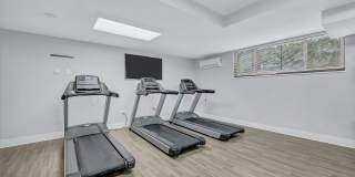 The Warwick Gallery 4