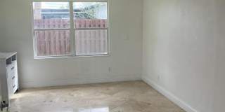 927 W Royal Palm Road Gallery 22