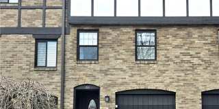 711 Newton Square Gallery 1