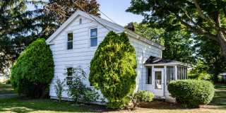 1582 Ridge Road Gallery 1