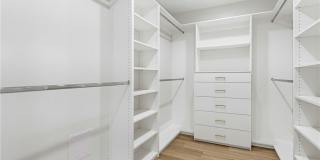 12509 Emelita Gallery 33