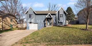 Charming Split-Level Home in Chalco Gallery 1