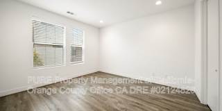 661 W 17th Street Gallery 40