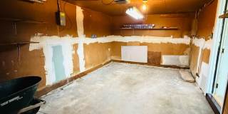 Two Bedroom Ferguson Home with Park Like Yard Gallery 12