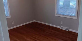 Charming 3 bedroom near Washburn University. Gallery 3