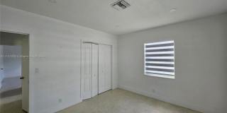 1003 N 17th Ave Gallery 8