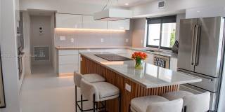 1240 NE 27th Ter Gallery 1