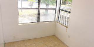 Lovely 3-bedroom 1 bath home for rent Gallery 14