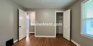 Cozy Ranch Style Home in KCMO w/ Wood Floors and a Fenced in Yard! Gallery 20