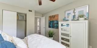 Arbor Walk Apartments Gallery 16