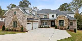 3750 Robinson Road NE Gallery 1