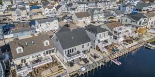 44 Harold Lane Gallery 1