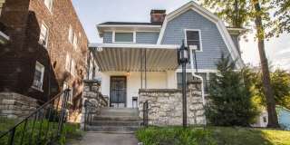 3-bedroom 3-bathroom w/a loft in historic Pendleton Heights! Gallery 17