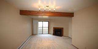 2 Bedroom Condo on a Lake! Gallery 8