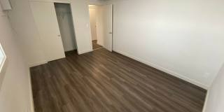 400 3rd Ave Gallery 16