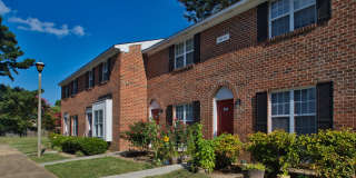 Thousand Oaks Gallery 53